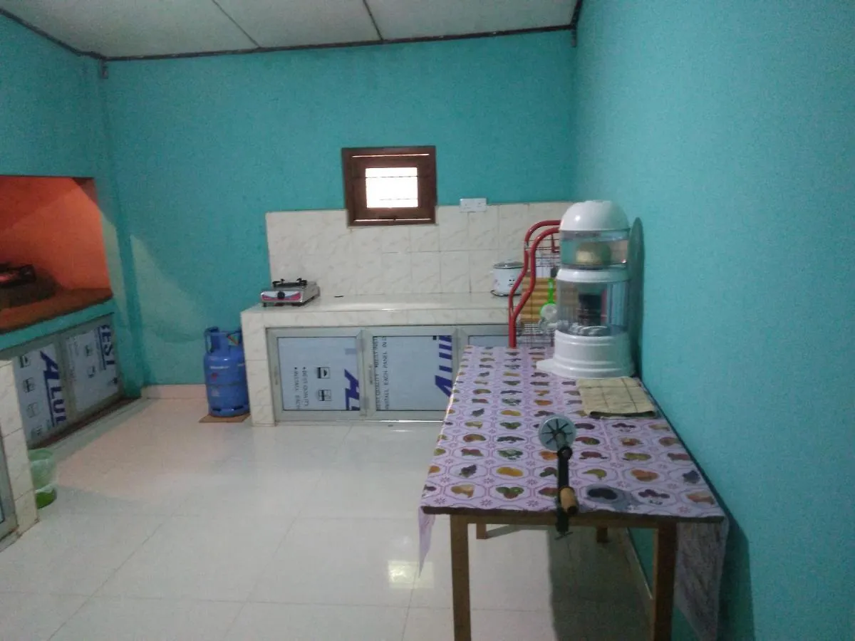 בית הארחה קנדי Lak Sewana Home Stay